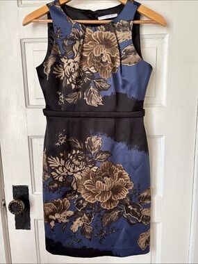 T TAHARI CORRINA SLEEVELESS FLORAL SHEATH DRESS